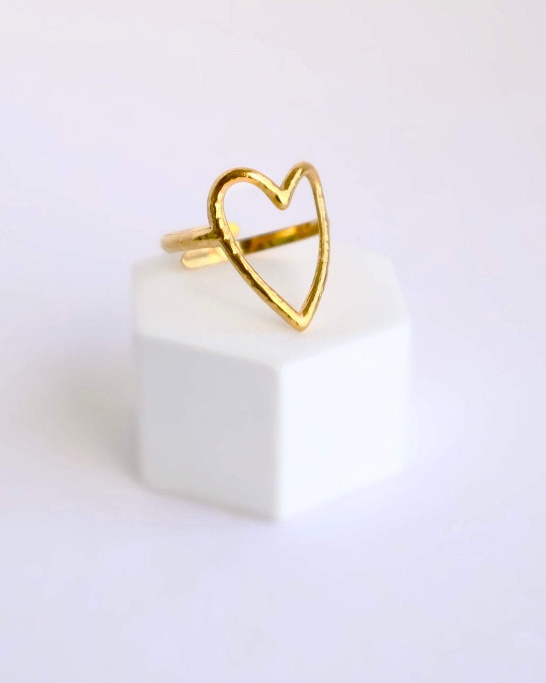 Cora Ring