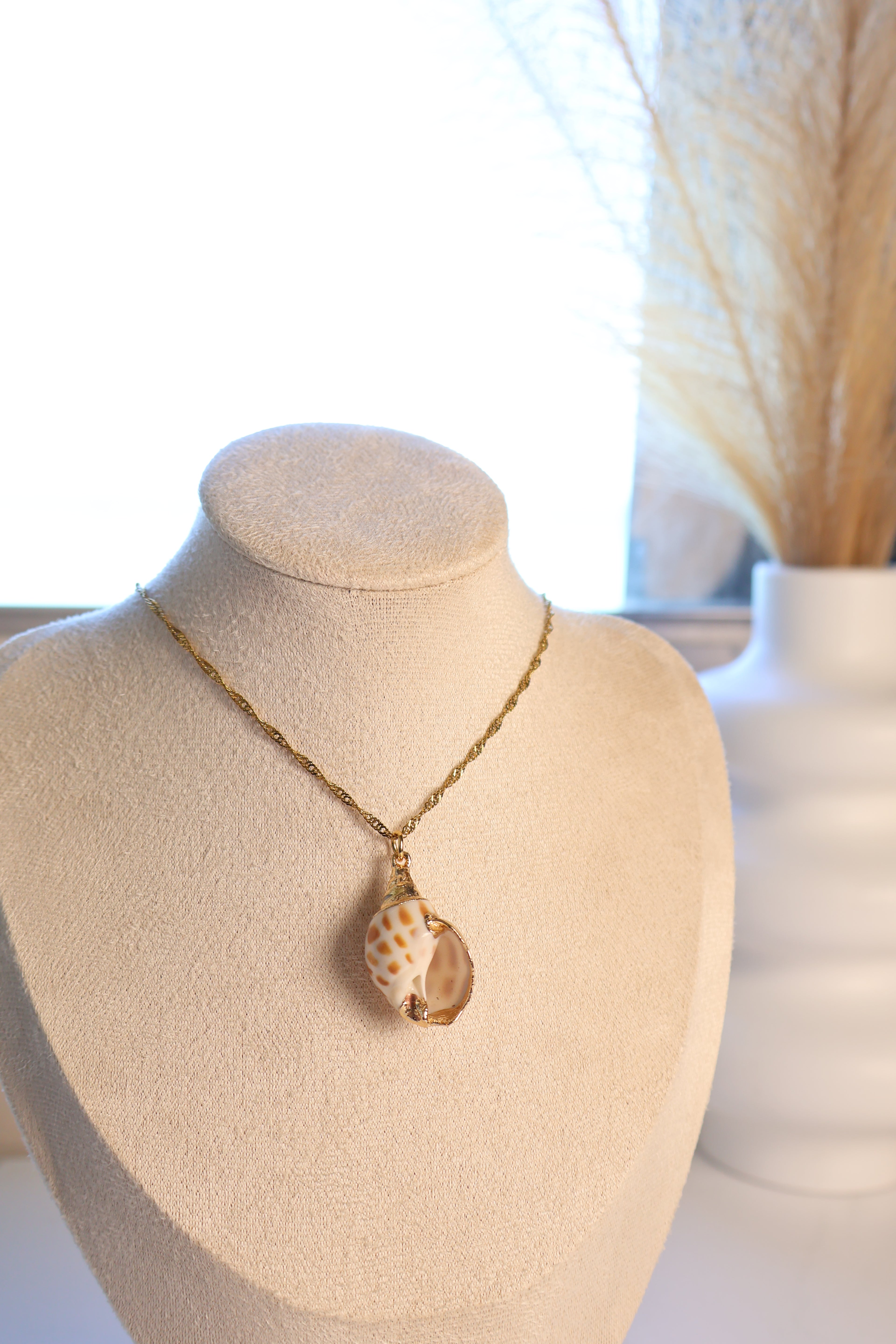Maré Necklace
