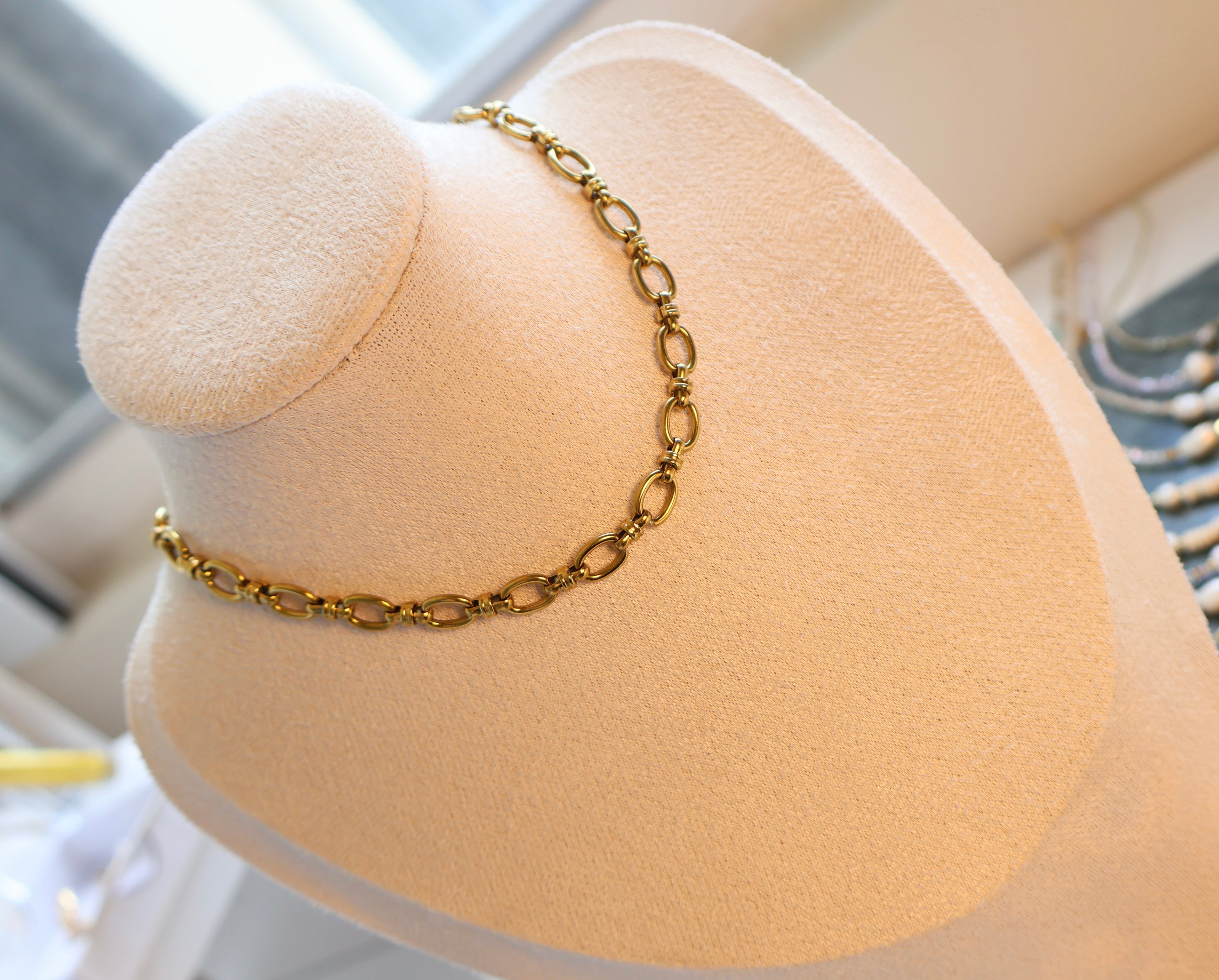 Verita Necklace