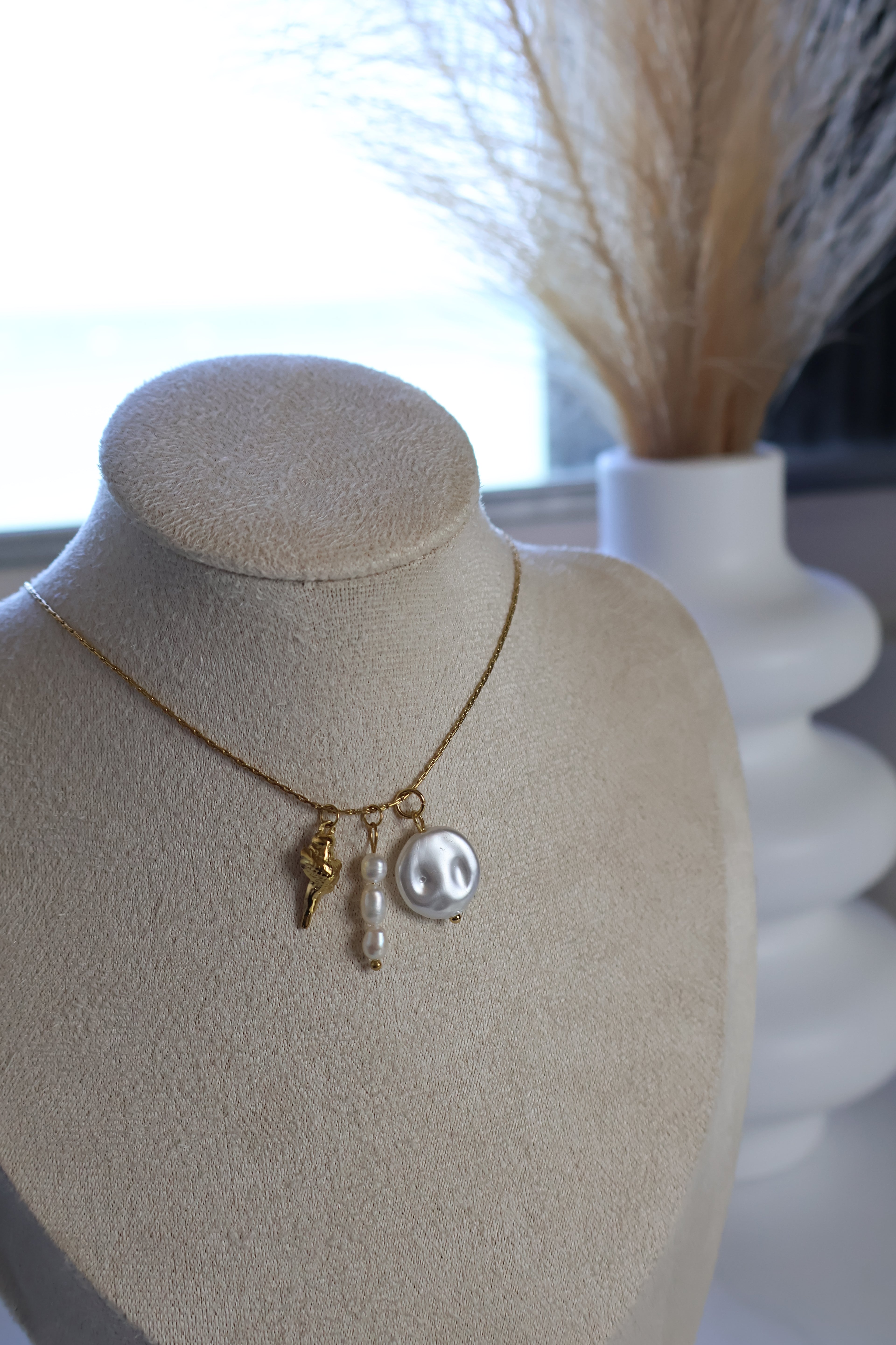 Iris Necklace