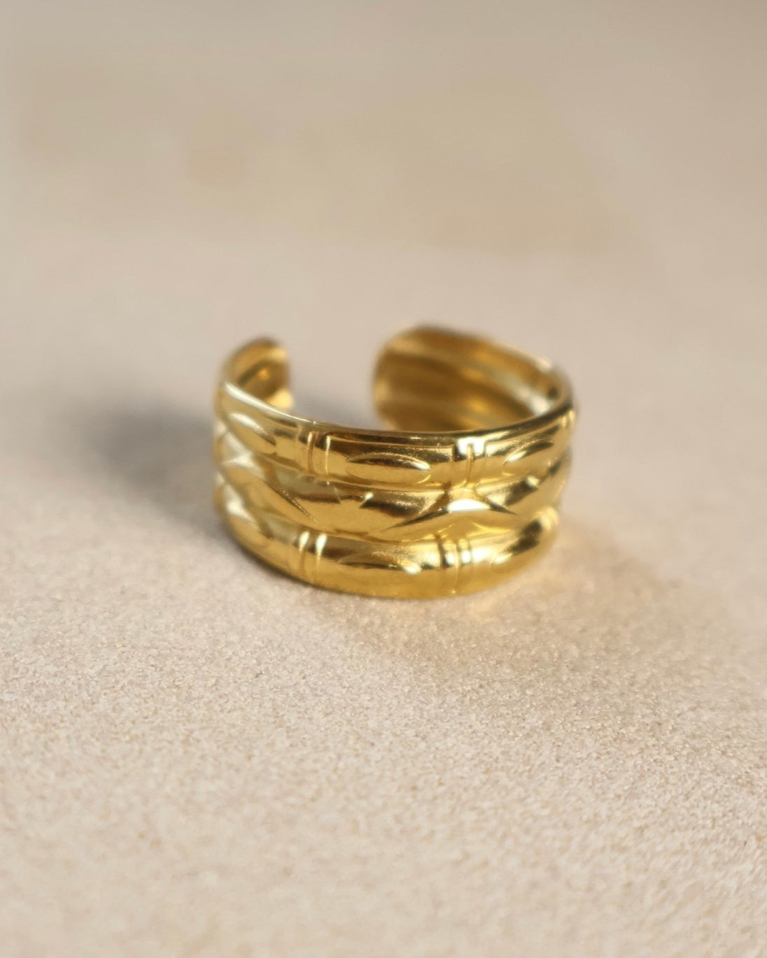 GG Ring