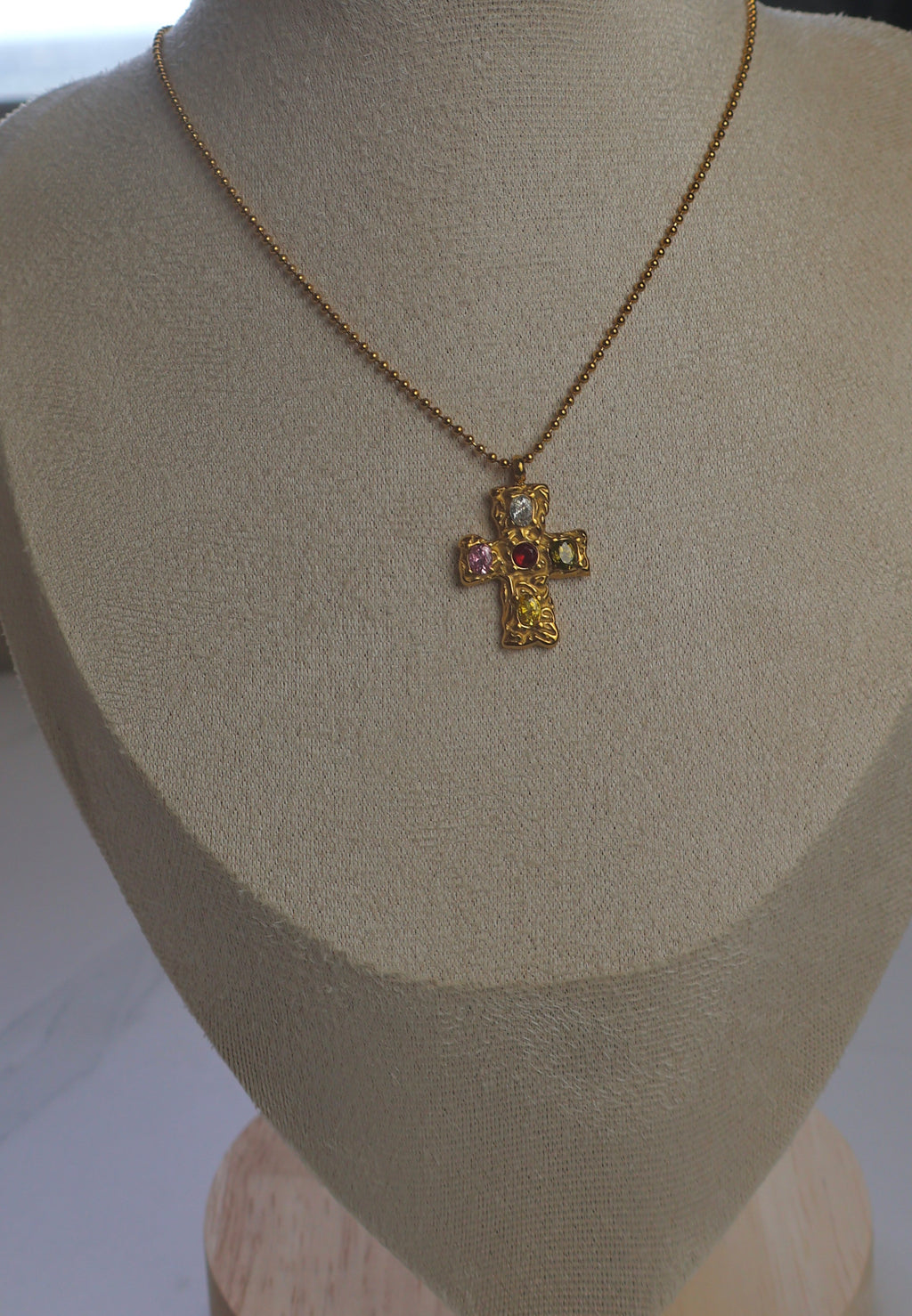 Eterna Necklace