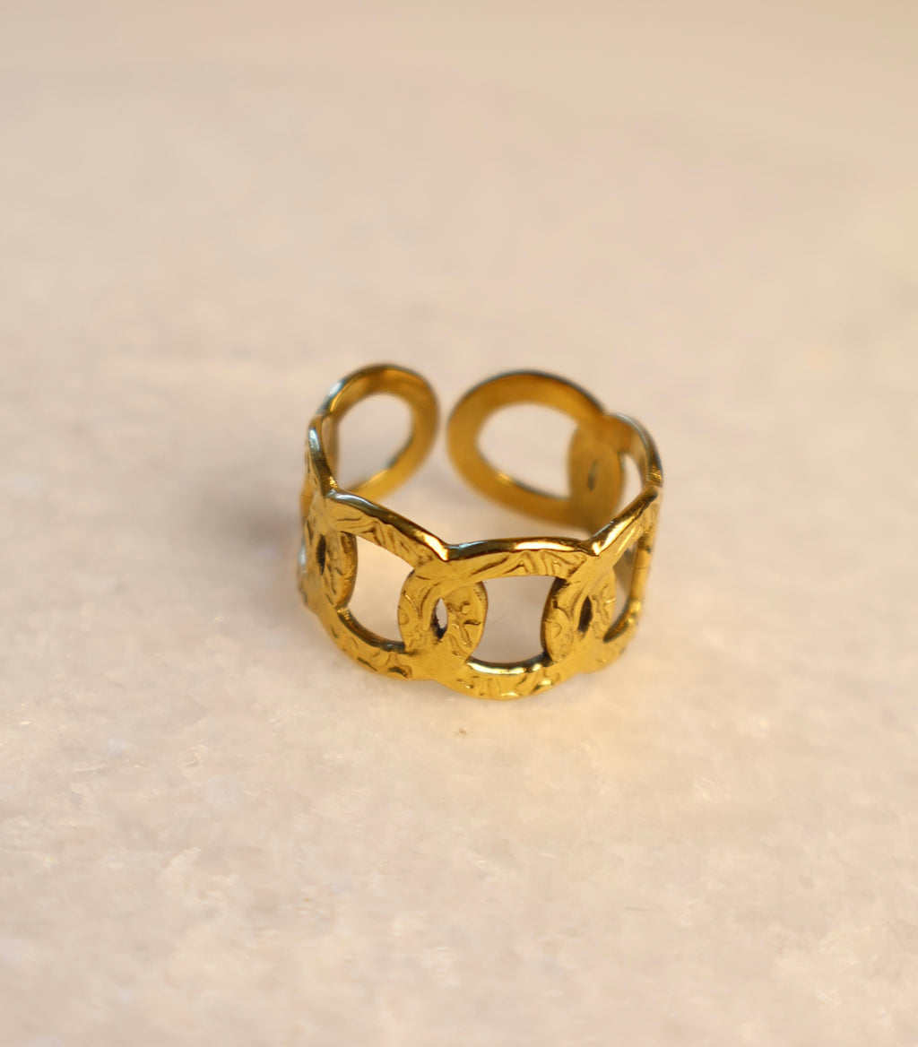 Cecilia Ring